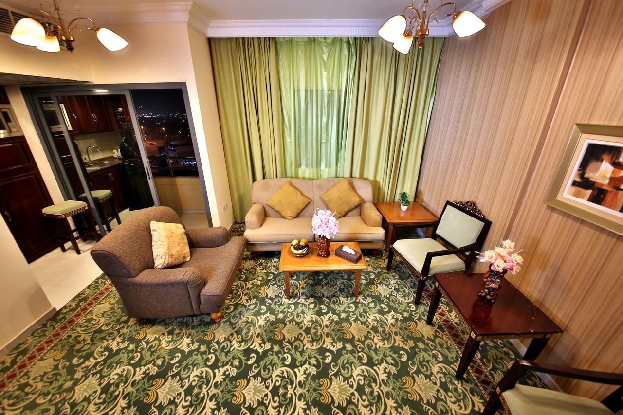 Midtown Furnished Apartments Аджман Экстерьер фото