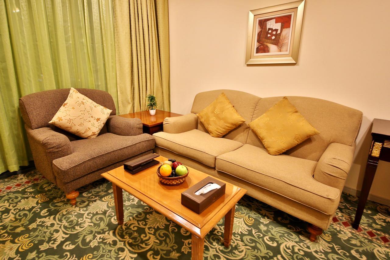 Midtown Furnished Apartments Аджман Экстерьер фото
