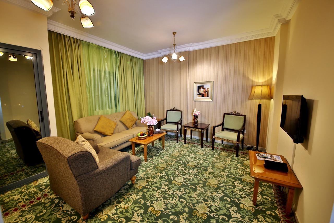 Midtown Furnished Apartments Аджман Экстерьер фото