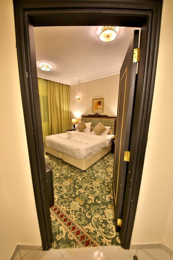 Midtown Furnished Apartments Аджман Экстерьер фото
