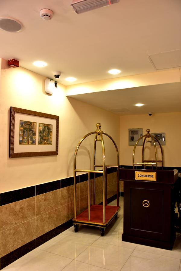 Midtown Furnished Apartments Аджман Экстерьер фото